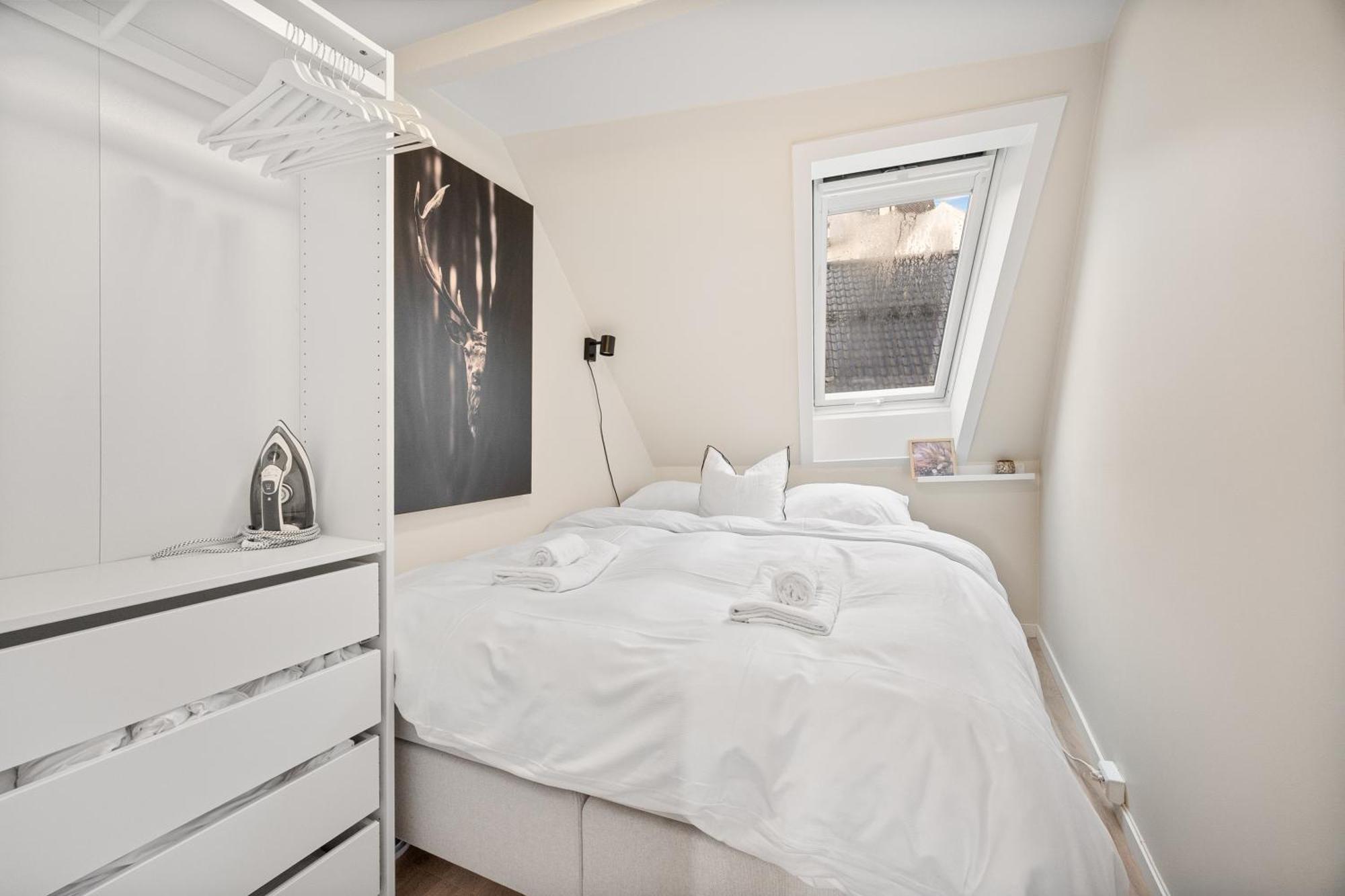 View To Bryggen - Renovated Dec 24 - Historic Cobblestone Street Apartment Bergen Exterior photo